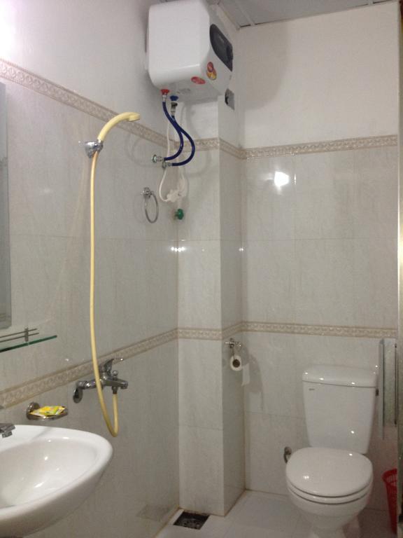 Hai Trang Hotel Ха Лонг Стая снимка
