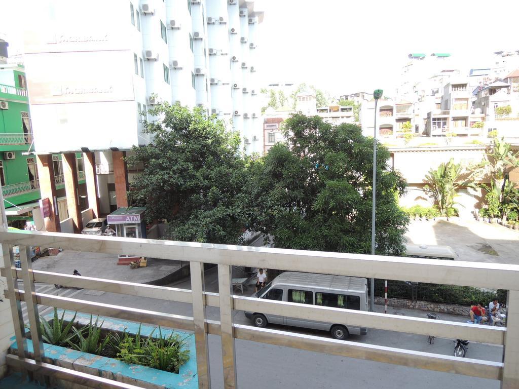 Hai Trang Hotel Ха Лонг Екстериор снимка